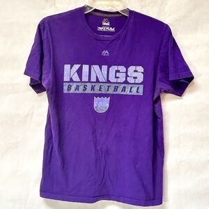 Vintage Retro NBA Sacramento Kings Basketball Purple T Shirt Tee